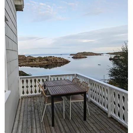 Feriehus Coastal Comfort Ure Vestvagoy